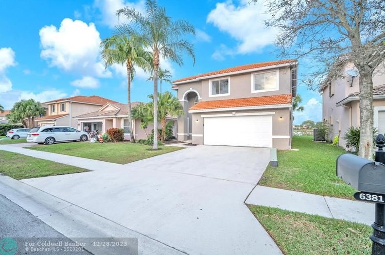6381 Willoughby Cir, Lake Worth, FL 33463