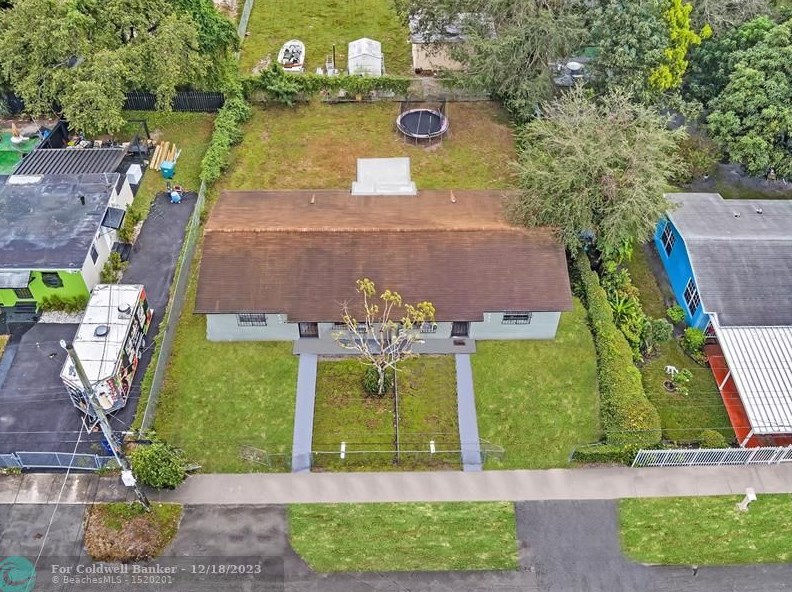 1850 93rd Ter, Miami, FL 33147-3150