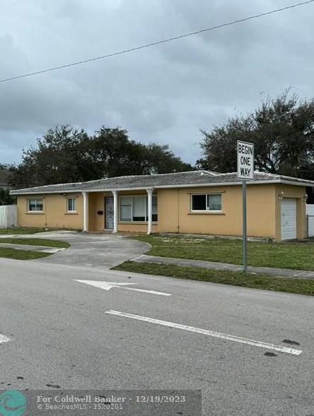 2750 Van Buren St, Hollywood, FL 33020