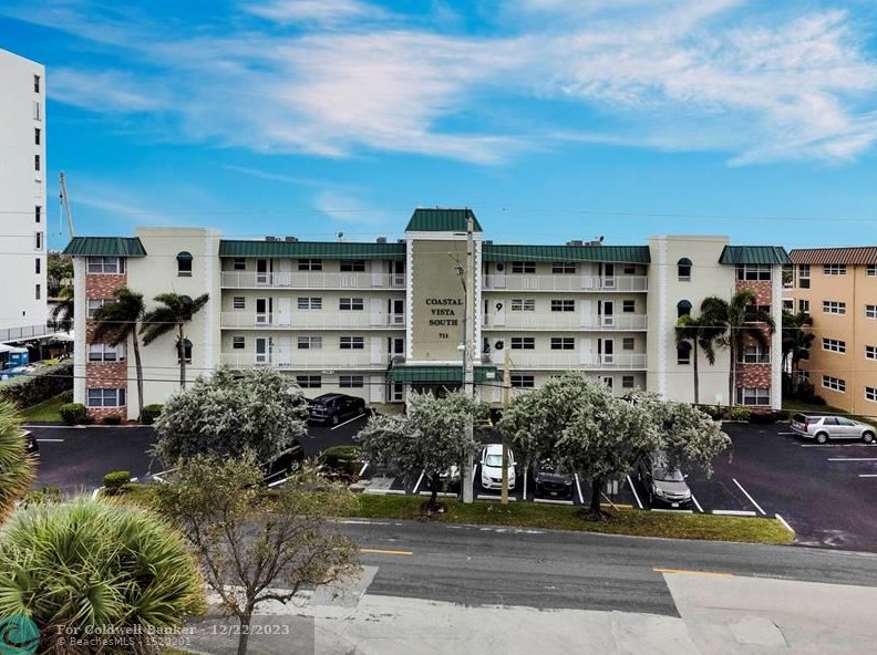 711 N Riverside Dr #204, Pompano Beach, FL 33062