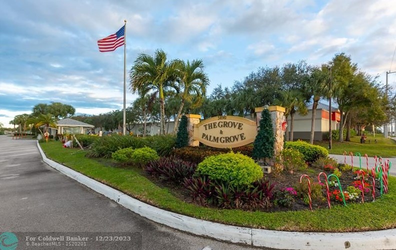 556 Paurotis Ln, Fort Pierce, FL 34982