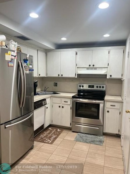 4000 N Hills Dr #30, Hollywood, FL 33021