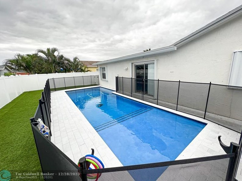 8912 Sw 6th St, Boca Raton, FL 33433