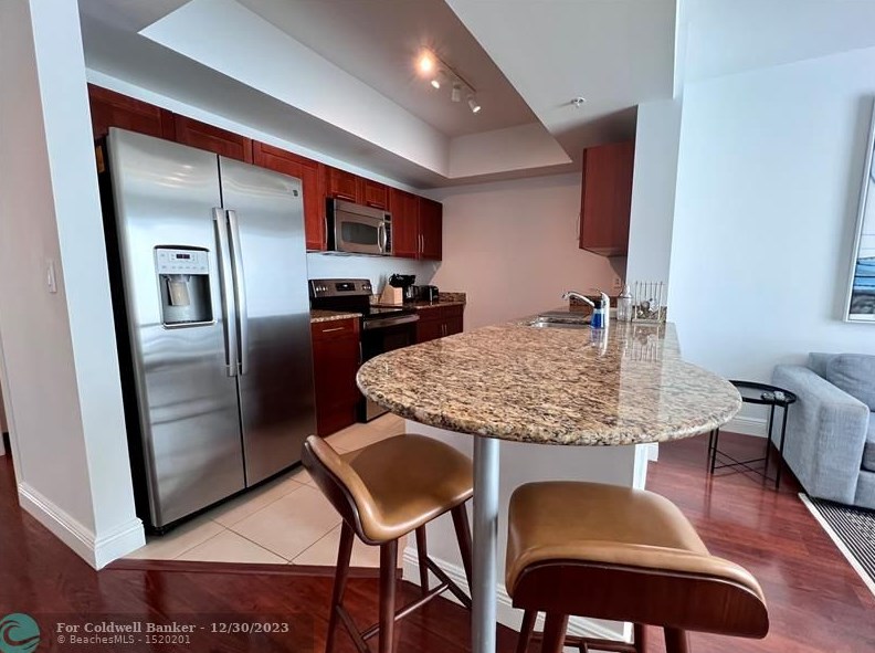 7275 Sw 90th Way Apt 603, Miami, FL 33156