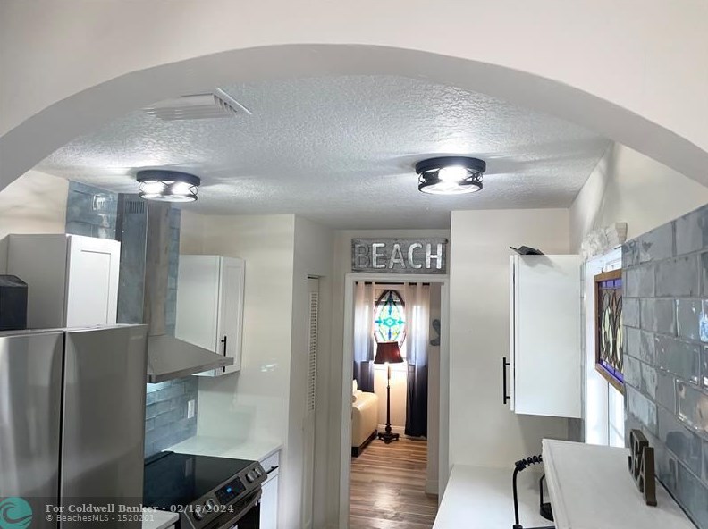 810 Commonwealth Rd, Fort Pierce FL  34953-2349 exterior