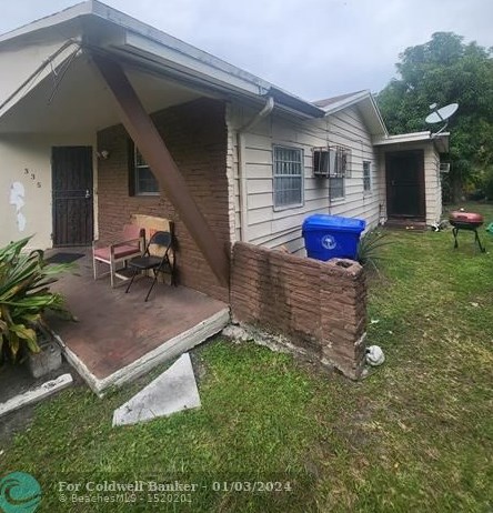 335 43rd St, Miami, FL 33127-2644