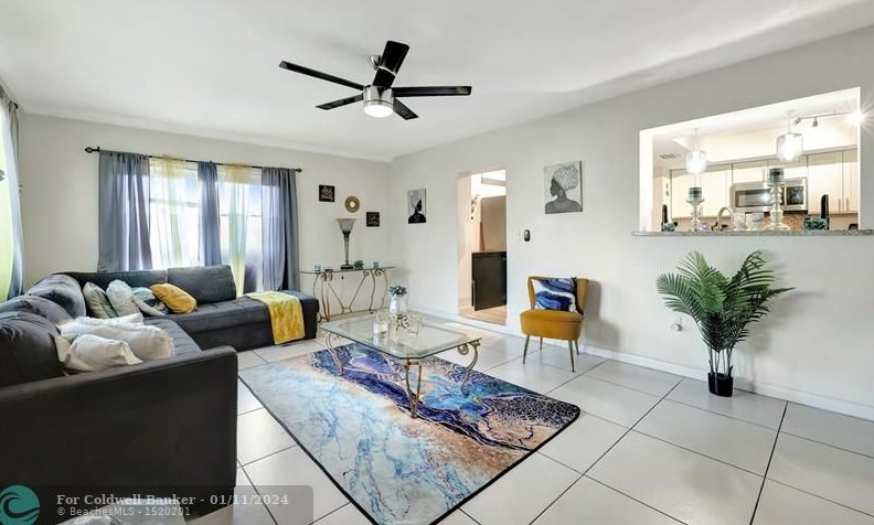 201 Dabney Dr, Fort Pierce FL  34983-2050 exterior