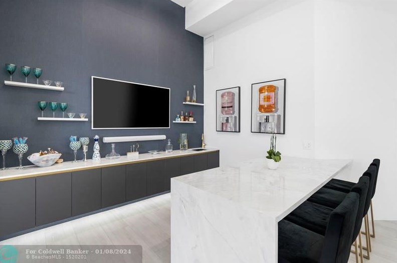 6550 Somerset Cir, Boca Raton FL  33496-4021 exterior