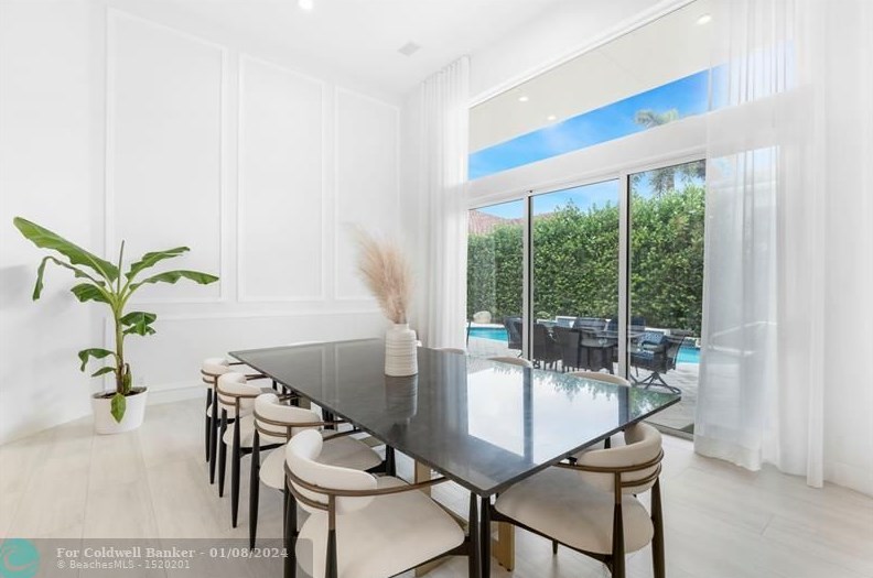 6550 Somerset Cir, Boca Raton FL  33496-4021 exterior