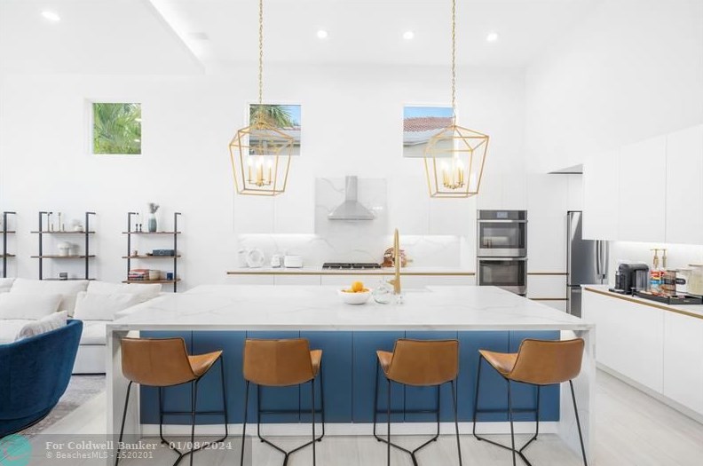 6550 Somerset Cir, Boca Raton FL  33496-4021 exterior