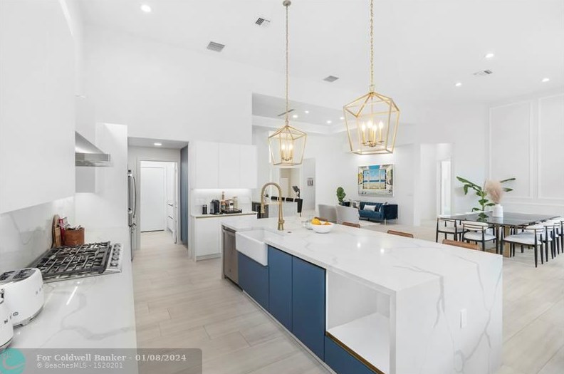 6550 Somerset Cir, Boca Raton FL  33496-4021 exterior