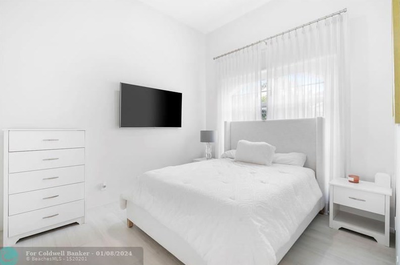 6550 Somerset Cir, Boca Raton FL  33496-4021 exterior