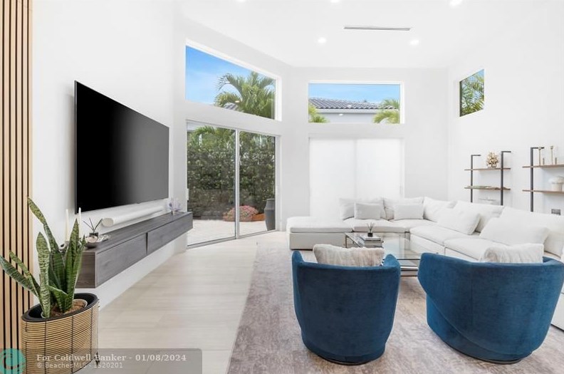 6550 Somerset Cir, Boca Raton FL  33496-4021 exterior