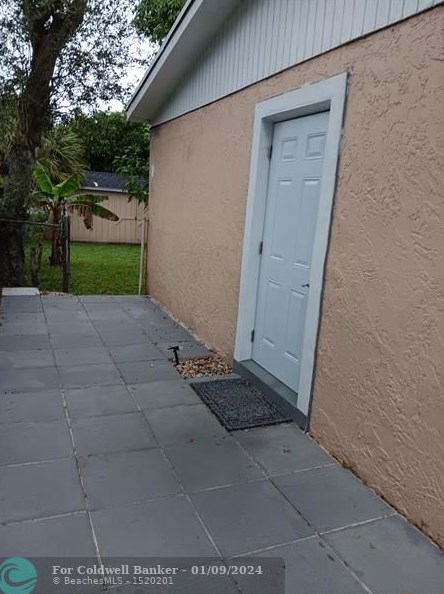 7171 Mcclellan St, Hollywood, FL 33024