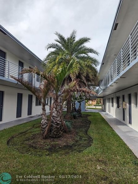14165 Ne 6th Ave #21, Miami, FL 33161