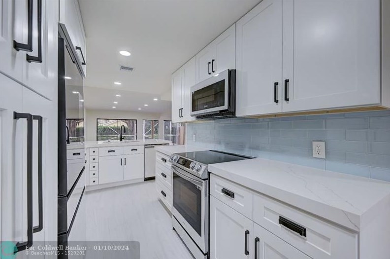 5646 Santiago Cir, Boca Raton, FL 33433