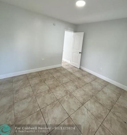18257 Nw 23rd Ave #1, Miami, FL 33056