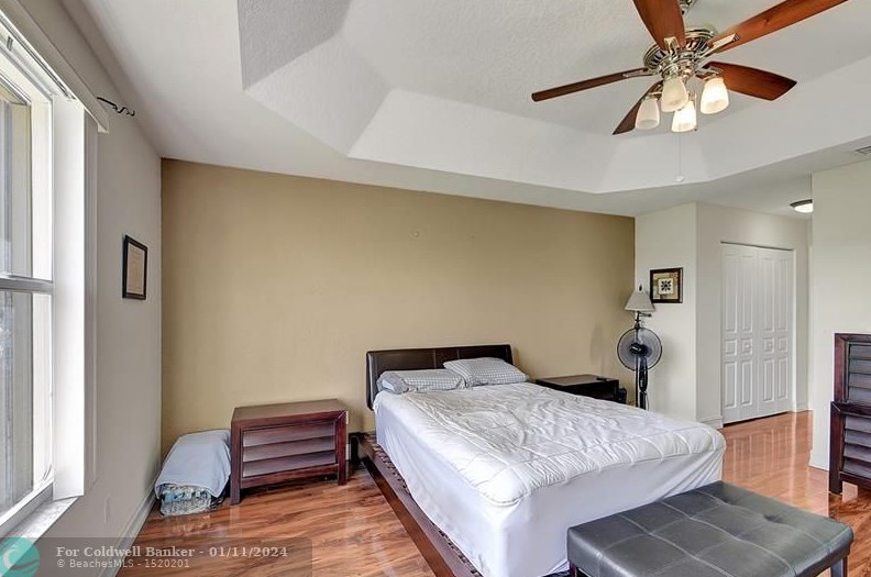 5480 Queenship Ct, Lake Worth FL  33463-5969 exterior