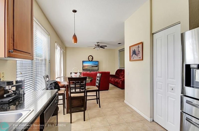 5480 Queenship Ct, Lake Worth FL  33463-5969 exterior