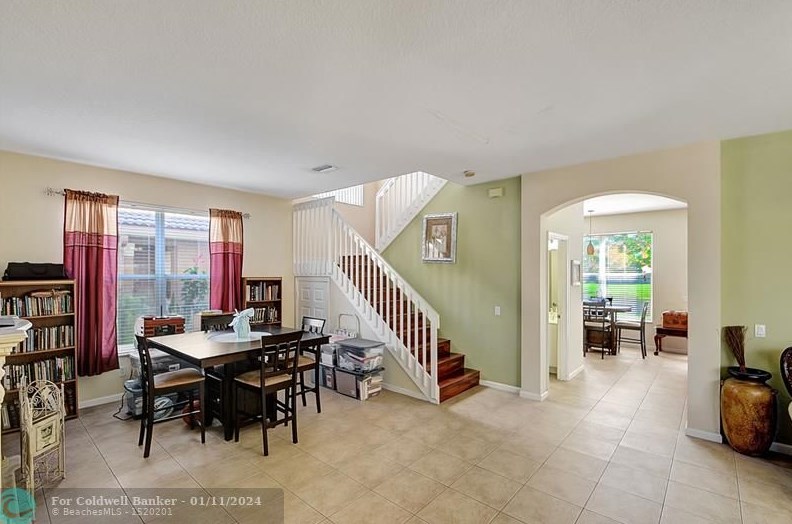 5480 Queenship Ct, Lake Worth FL  33463-5969 exterior