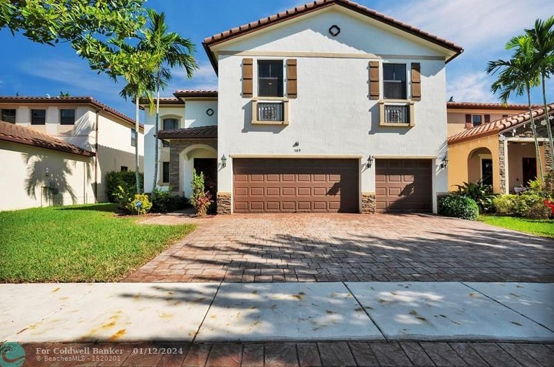 589 35th Ter, Homestead, FL 33033-7145