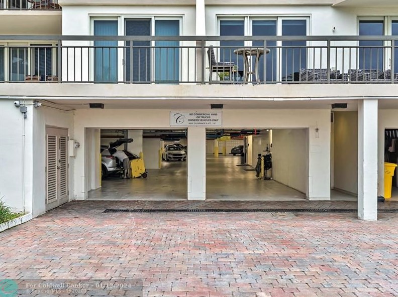 901 Camino Real, Boca Raton FL 33486-5496 exterior