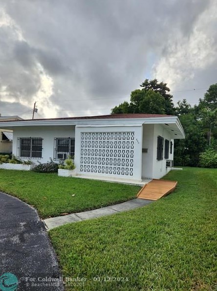 850 17th Ct, Miami, FL 33125-3515