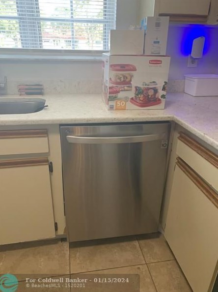 2502 Caladium Ct, Fort Pierce FL  34952-7219 exterior