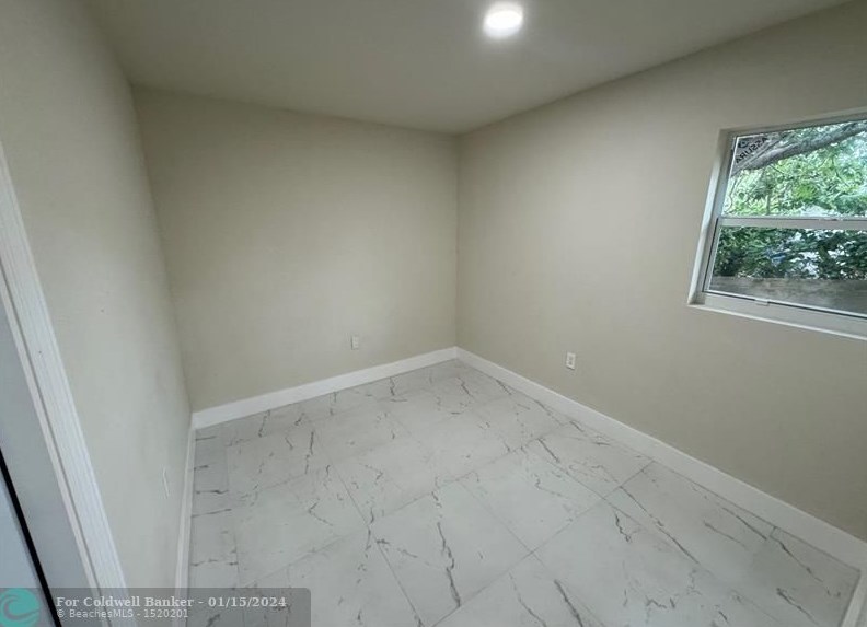 99 Nw 85th St #3, Miami, FL 33150