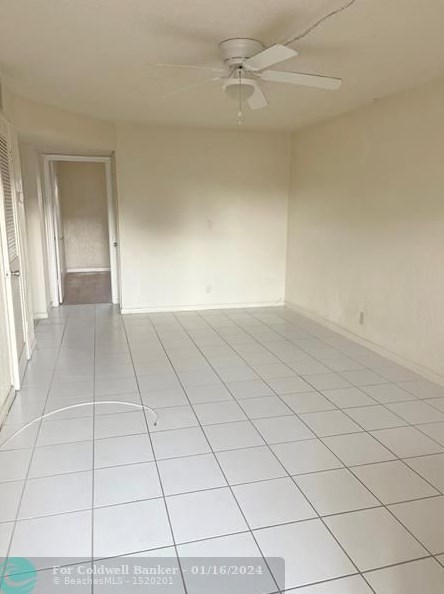 511 W Kalmia Dr #5, West Palm Beach, FL 33403