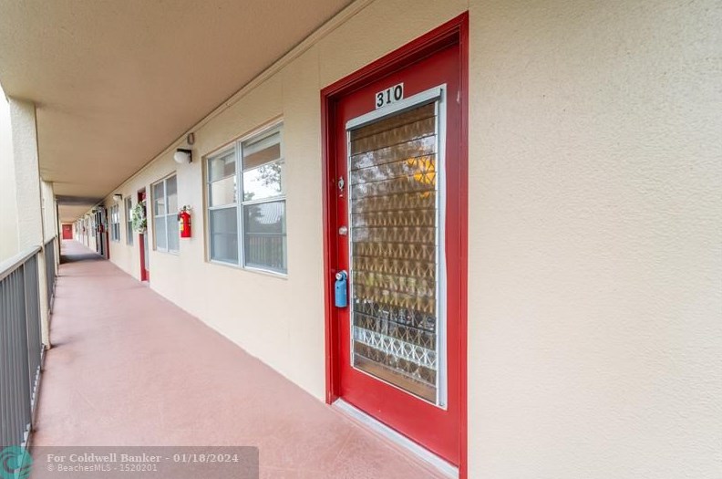 13475 Sw 9th St Apt 310a, Hollywood, FL