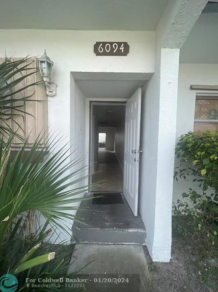 6094 Sw 41st St #17, Fort Lauderdale, FL 33314