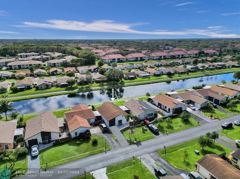 5094 Mirror Lakes Blvd, Boynton Beach FL  33472-1214 exterior