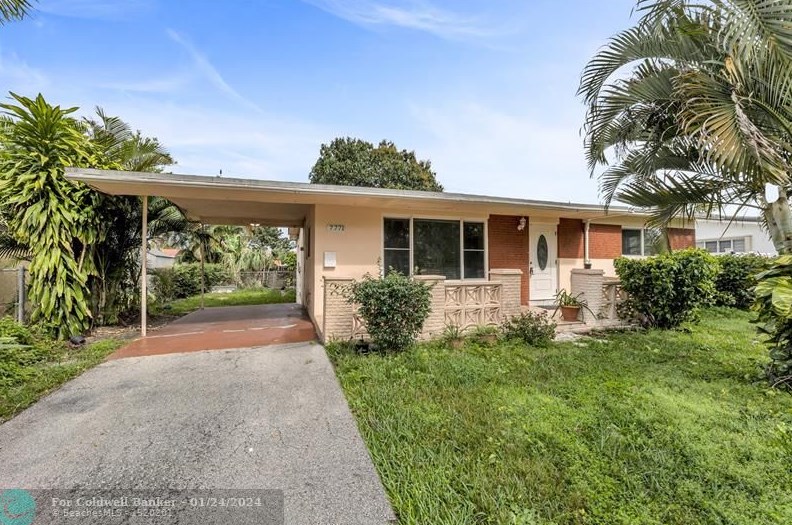 7771 Madeira St, Hollywood, FL 33023-4616