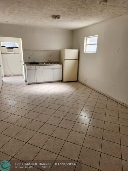 1201 S 19th Ave #5, Hollywood, FL 33020