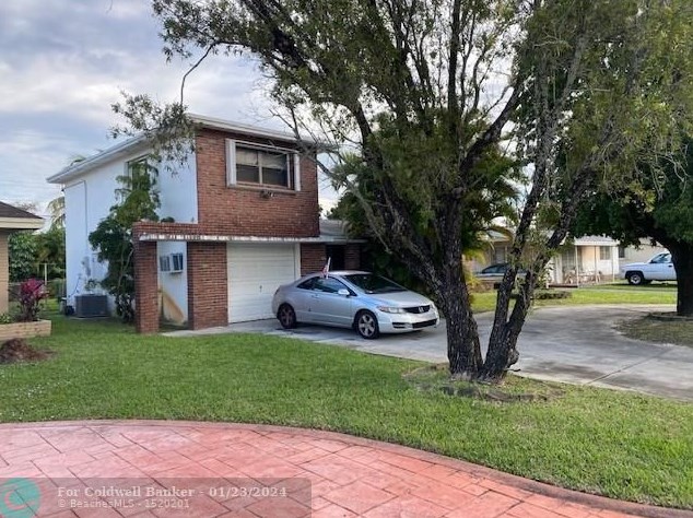 2331 Havana Dr, Hollywood, FL 33023
