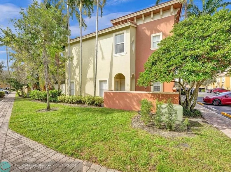 186 Lake Monterey Cir, Boynton Beach, FL 33426