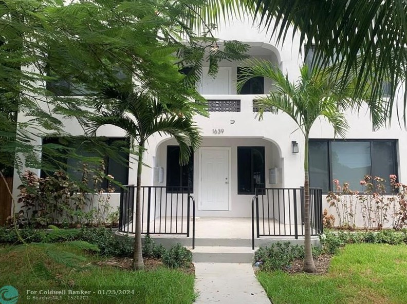 1639 Madison St #8, Hollywood, FL 33020