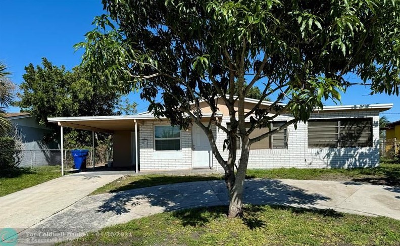 1510 W 13th St, West Palm Beach, FL 33404