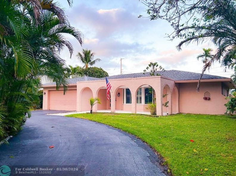 647 Heron Dr, Delray Beach, FL 33444