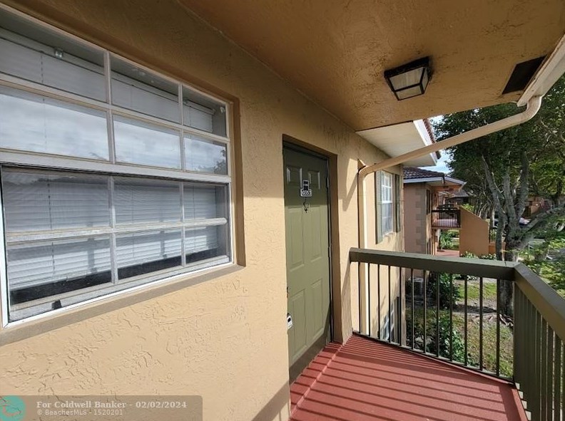 10353 8th St, Hollywood, FL 33026-5992