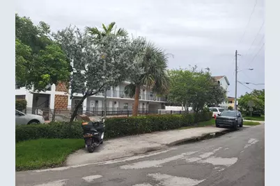 1021 NE 24th Ave, Unit #30, Pompano Beach, FL 33062 - Photo 18