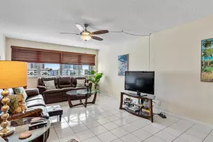 111 Golden Isles Dr, Hallandale Beach, FL 33009 - Photo 10