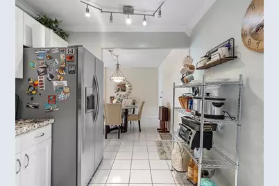 111  Golden Isles Dr, Unit #C1, Hallandale Beach, FL 33009 - Photo 18