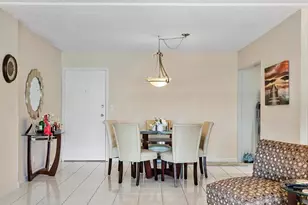 111 Golden Isles Dr, Hallandale Beach, FL 33009 - Photo 16