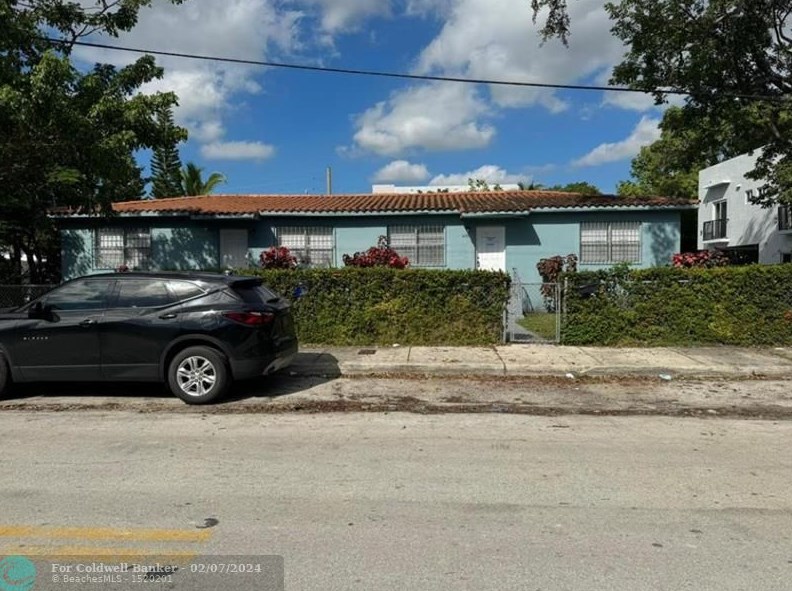 435 34th St, Miami FL  33127-3428 exterior