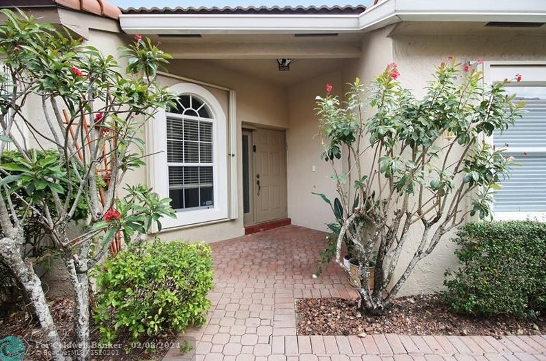 8481 Via Serena, Boca Raton, FL 33433