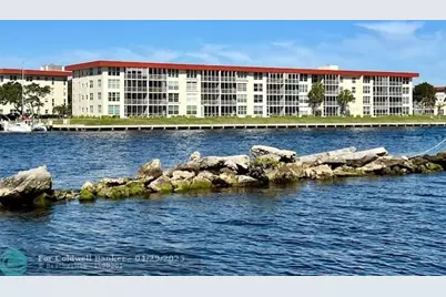 3100 NE 48th Ct, Unit #415, Lighthouse Point, FL 33064 - Photo 2