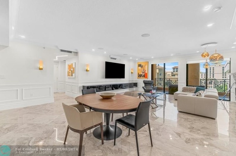 200 E Palmetto Park Rd #811, Boca Raton, FL 33432