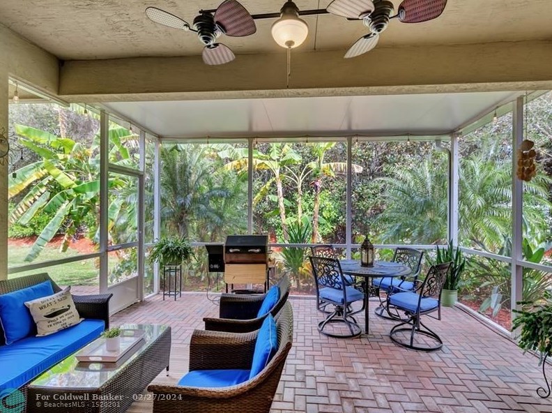 6240 Coverty Pl, Vero Beach FL  32966-6487 exterior